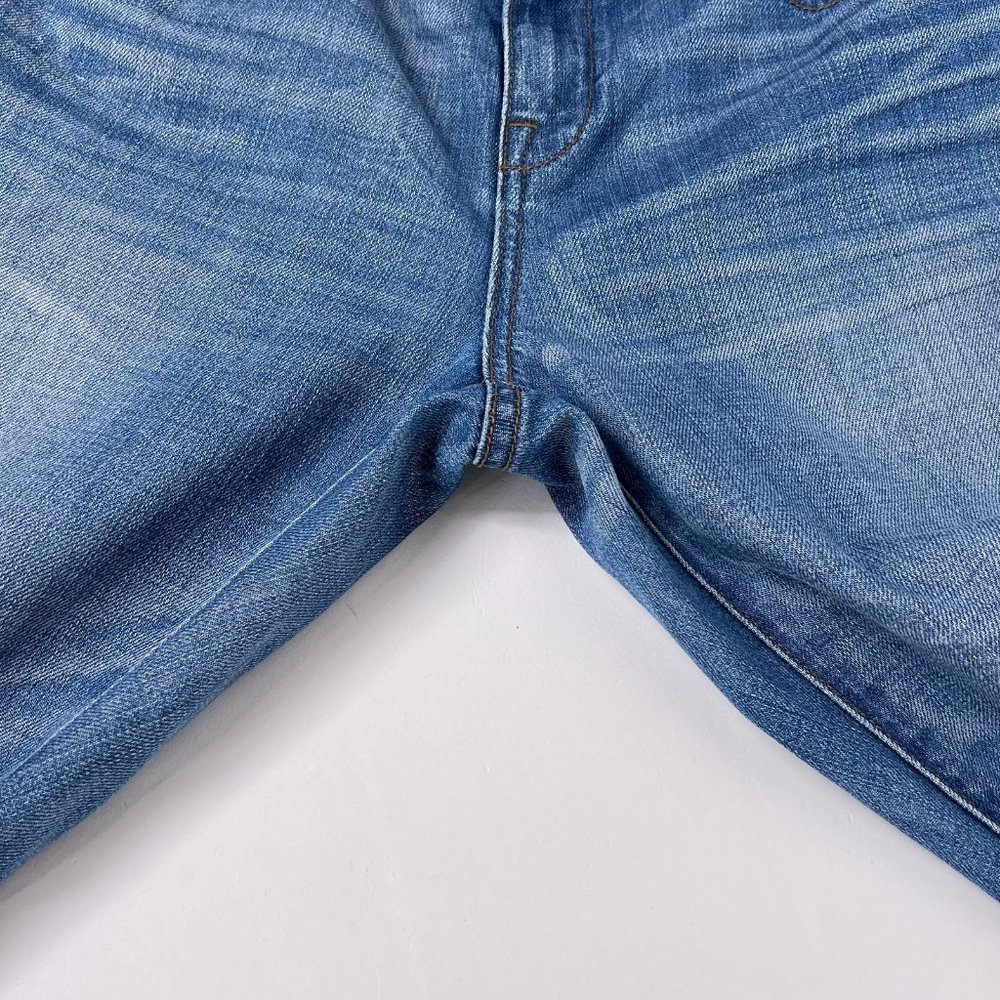 J Crew Slim Mid Rise Broken In Boyfriend Jeans Light Blue Distressed Jeans Sz 26 - Picture 8 of 12